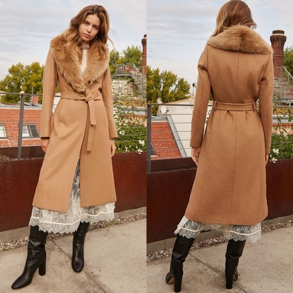 Aritzia Wilfred Waldorf Coat Faux Fur Wool Belted Camel Large EUC